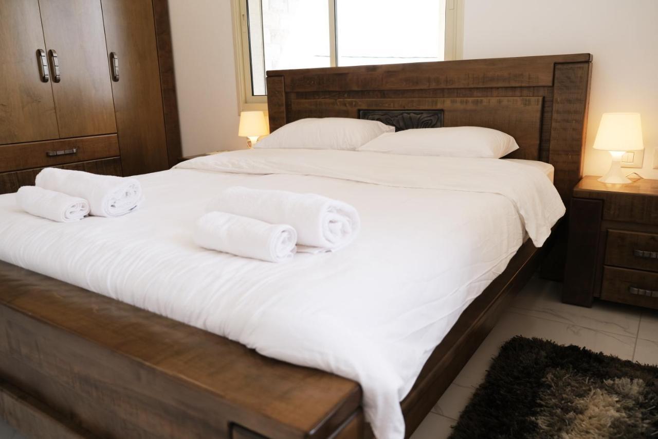 Sleepwell Suite 迈季代勒舍姆斯 外观 照片