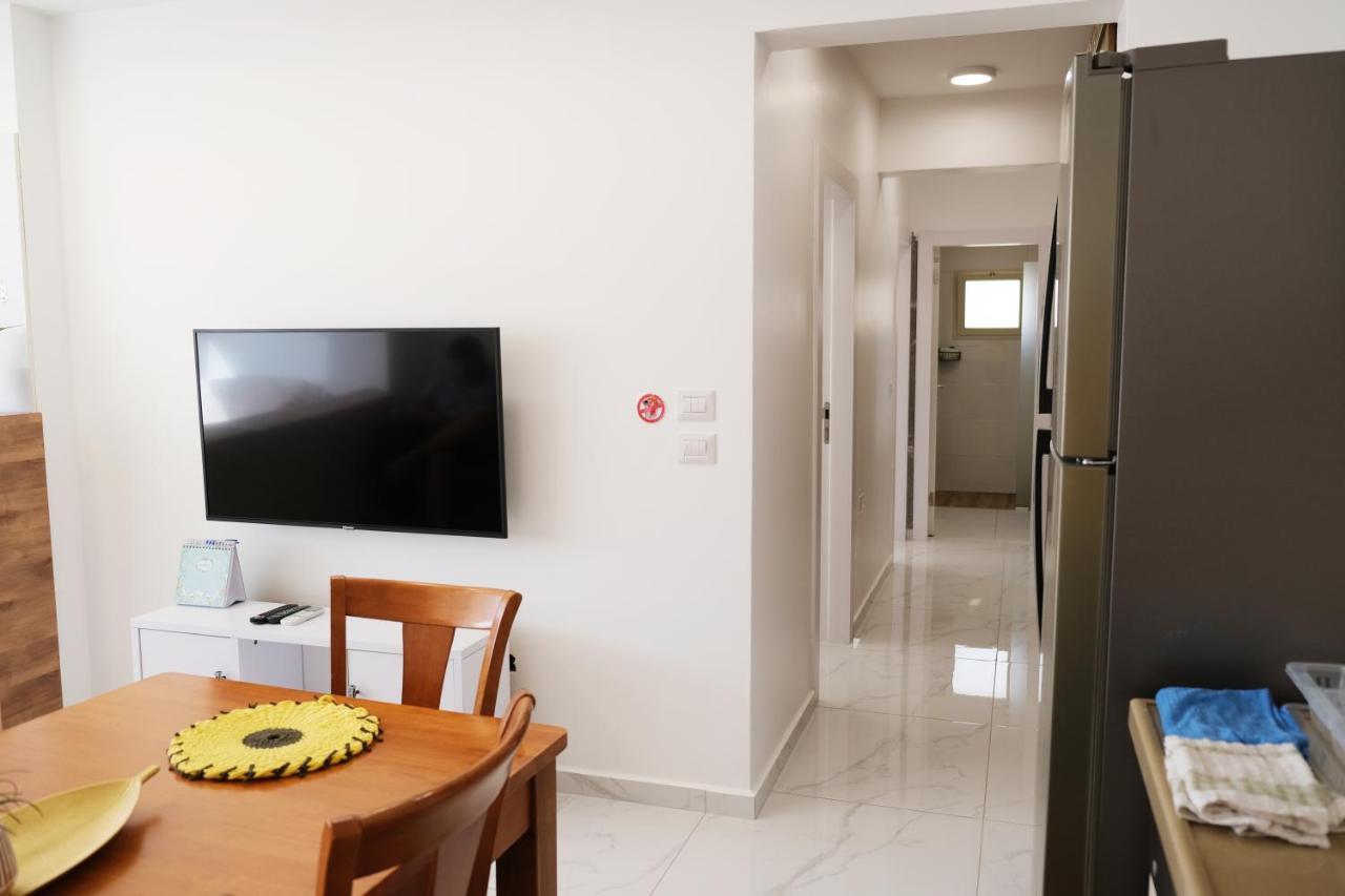 Sleepwell Suite 迈季代勒舍姆斯 外观 照片